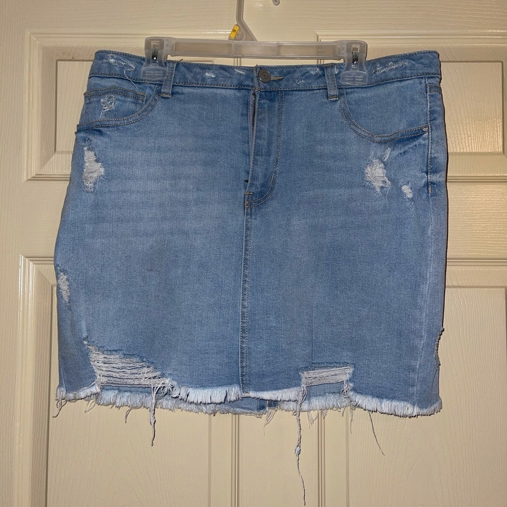 denim skirt